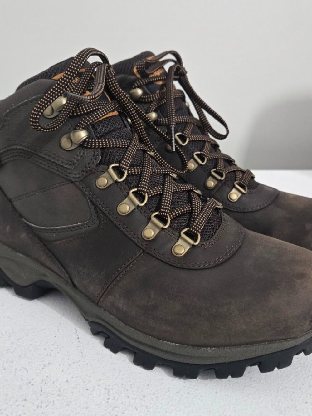 Timberland Mens Mt Maddsen Mid Waterproof Hiking Boots 11W Brown Granola Trail
